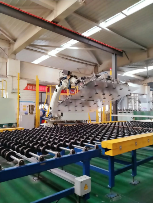 月光戰(zhàn)“疫”筆記∣心在一起 無懼風雨 抗擊疫情 有我有你——安彩光伏新材料抗擊疫情紀實